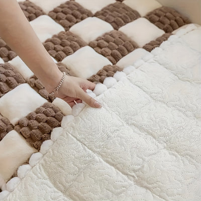 Multi-Purpose Plush Thick Pet Cushion Floor Pad For Pets Comfortable Car Travel Bed Warm Soft Dog And Cat Mattress Washable