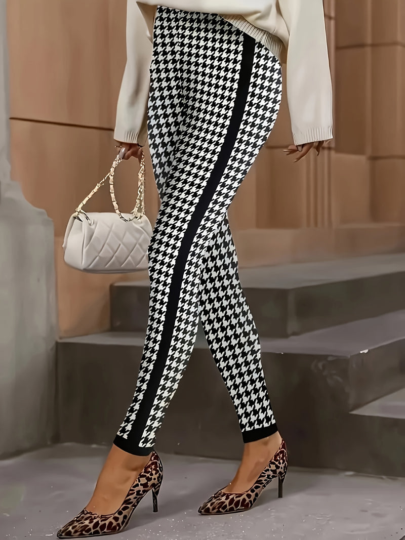 Elegant Plus Size Houndstooth & Stripe Print Leggings for Women - High Waist, Stretchy Polyester Blend, Machine Washable